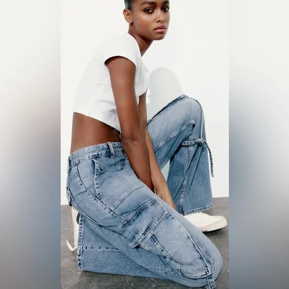 ZARA✨Cargo Jeans U.S. Women’s 6 Baggy Low Waisted Pockets Med Blue - Picture 2 of 16